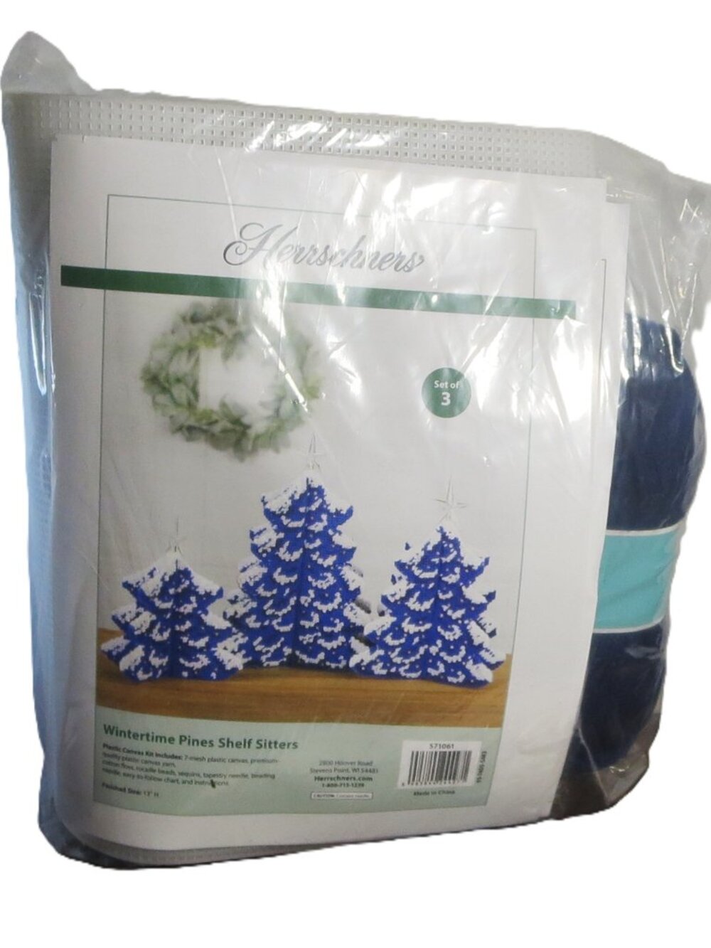 Herrschners Craft Kit Wintertime Pines Manuf Sealed Holiday Decor
